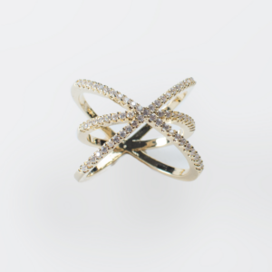 Anillo cruzado con zirconias